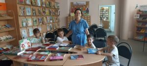 Read more about the article Книжная поляна единства «Вместе за Россию»: «Герои России»